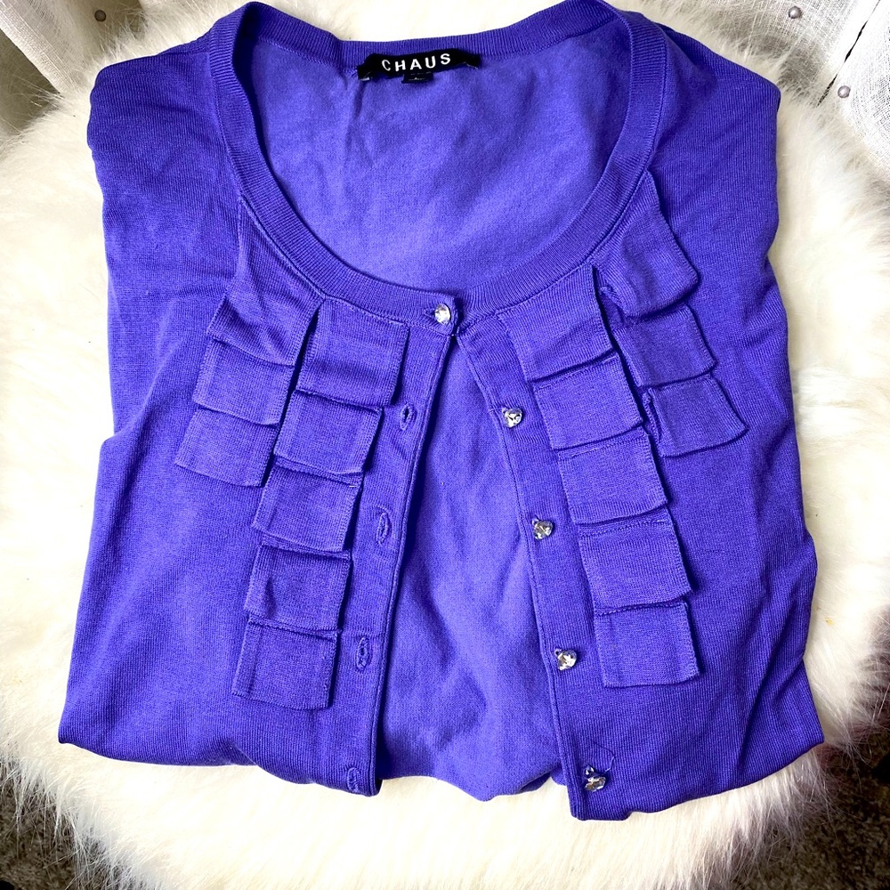 Women’s long sleeve purple sweater in a size large